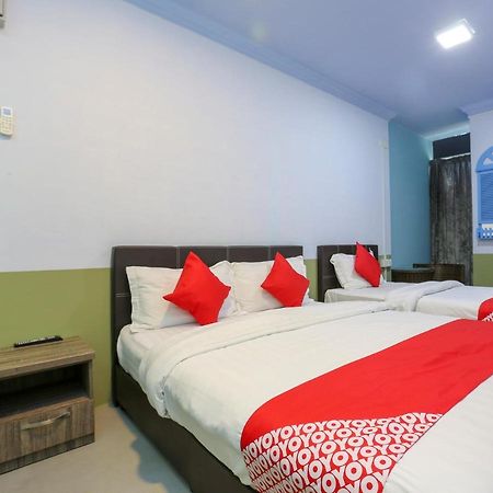 Oyo 90126 Pen U Cottages Dungun Buitenkant foto