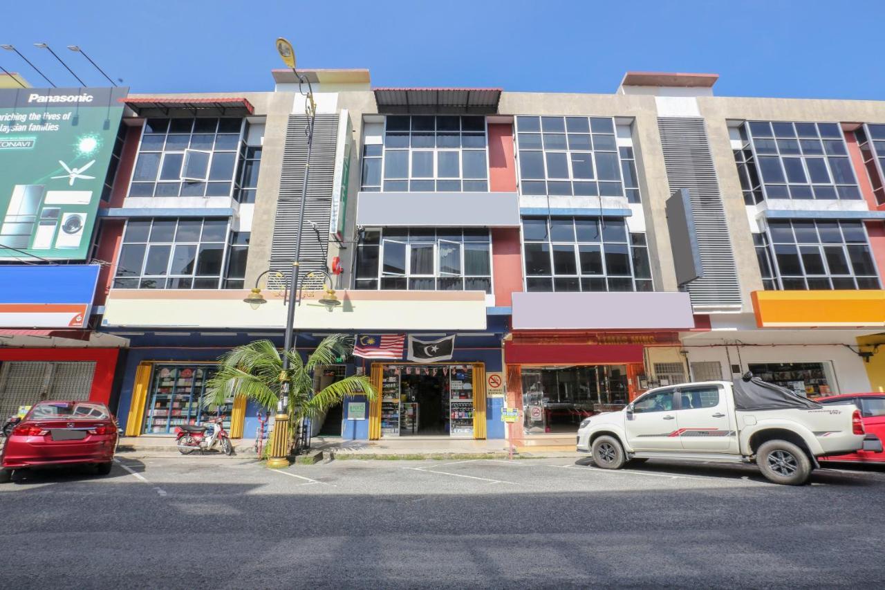 Oyo 90126 Pen U Cottages Dungun Buitenkant foto
